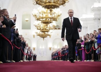 Majority of Russians Think the Economy is Getting Worse – HotAir