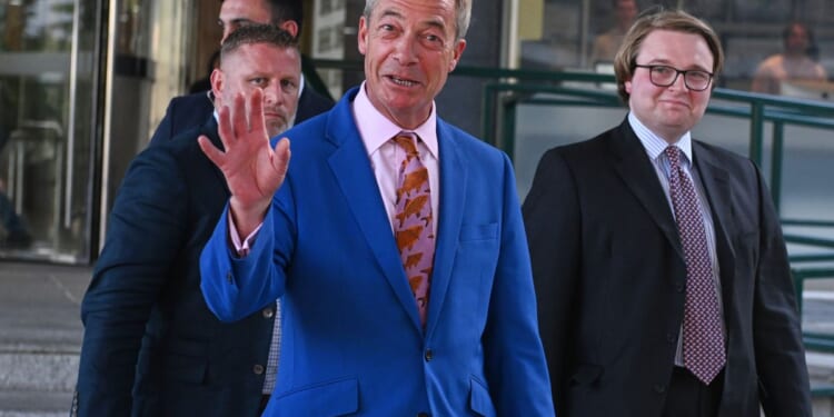 Police arrest man who threatened to shoot Reform UK party leader Nigel Farage
