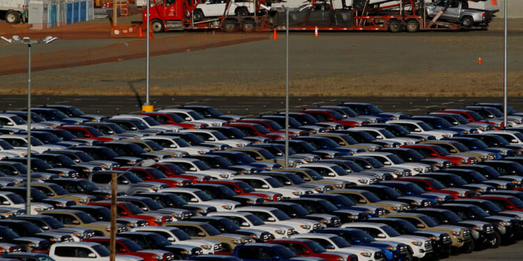 Newly assembled vehicles are seen at a stockyard of the automobile plant Toyota Motor Manufacturing of Baja California in Tijuana, Mexico, April 30, 2017. REUTERS/Jorge Duenes/File Photo