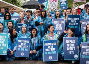 WestJet reaches tentative deal with flight attendants after brief strike snarled traffic
