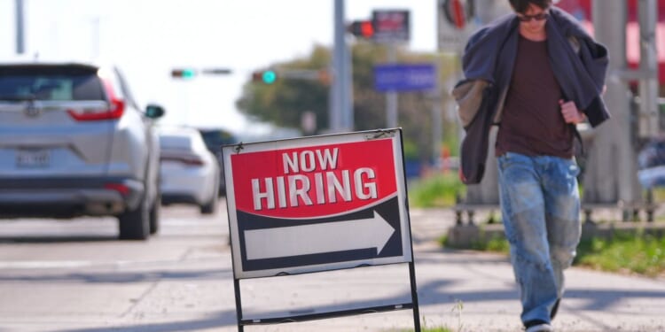 Labor experts say employment looks brighter as pay rises, jobless claims fall