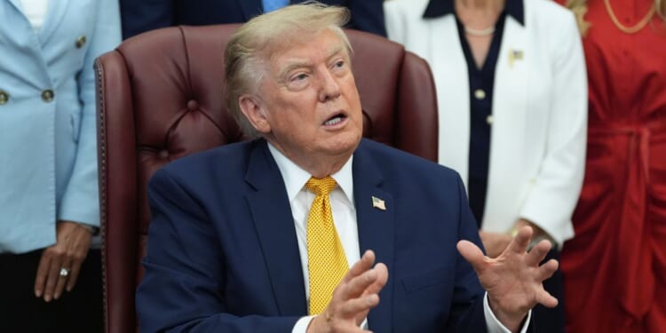 Trump vows to punish ‘leakers’ who said U.S. munitions are running short