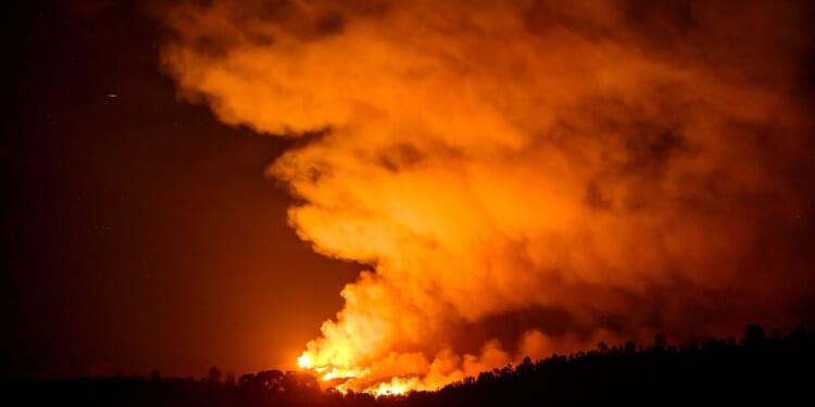 Body found in California home burned by wildfire believed started by chainsaw