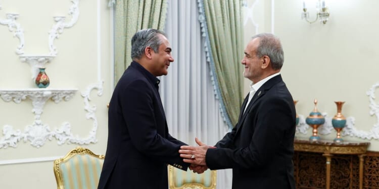 Pakistan says it is committed to diplomacy after high-level meetings with Iranian officials