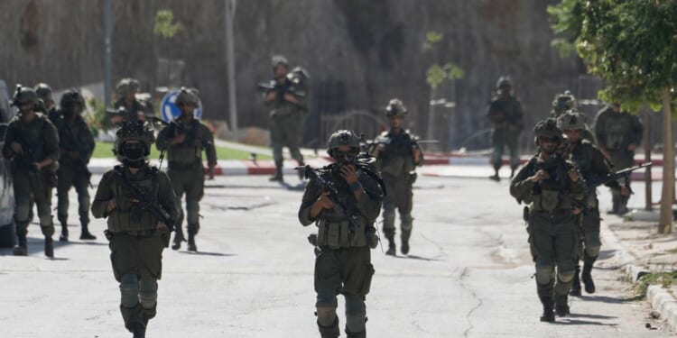 5 questions about the Qusra settler siege in the northern West Bank