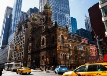 Hate crime charges filed in Manhattan synagogue attack