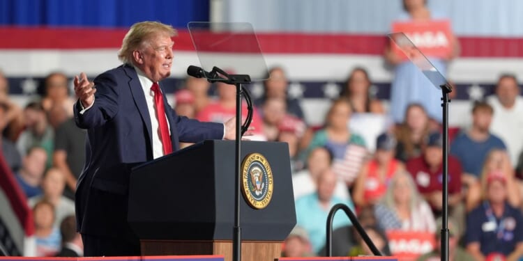Trump stumps for Darline Graham ahead of South Carolina runoff