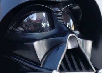 Darth Vader crashes San Diego meeting to mock Flock spy cameras