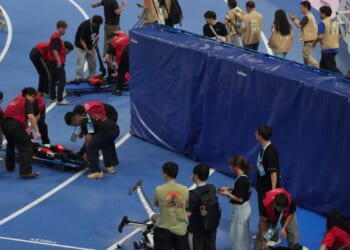 A Chinese humanoid robot sets a new 100-meter sprint record at Beijing Games