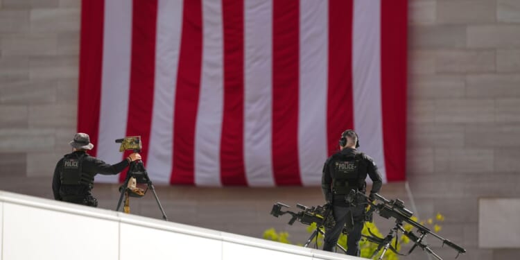 Three Secret Service officials placed on administrative leave pending investigation