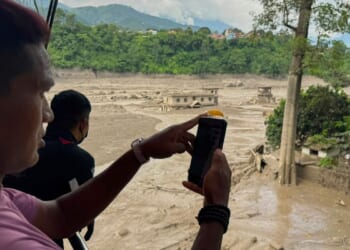 At least 8 killed and hundreds missing after avalanche triggers deadly flash floods in Nepal