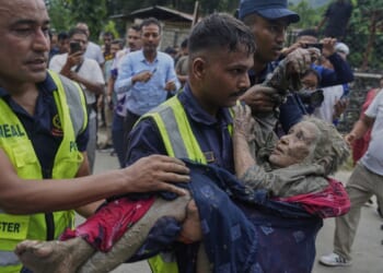 Catastrophic floods kill over 390 in Nepal and Tibet, with more than 1,400 missing