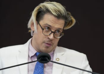 Milo Yiannopoulos, former Kanye West aide, detained by ICE in Louisiana