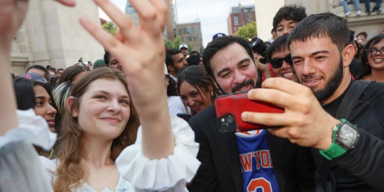 Hundreds show up to judge New York City Mayor Zohran Mamdani look-alike contest