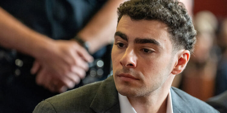Luigi Mangione attends a pre-trial appearance at Manhattan Criminal Court, in New York City, August 11, 2026. REUTERS/David Dee Delgado/Pool/File Photo