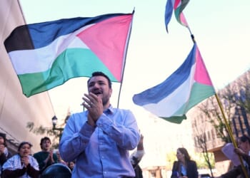 New Yorker Gives Mahmoud Khalil the Rolling Stone Tongue Bath – HotAir