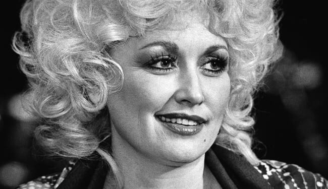 Remembering Dolly Through the Song I Loved First – PJ Media