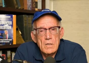 Victor Davis Hanson discusses the potential creation of a third party by Tucker Carlson on Aug. 13, 2026.