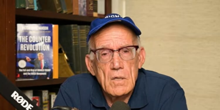Victor Davis Hanson discusses the potential creation of a third party by Tucker Carlson on Aug. 13, 2026.
