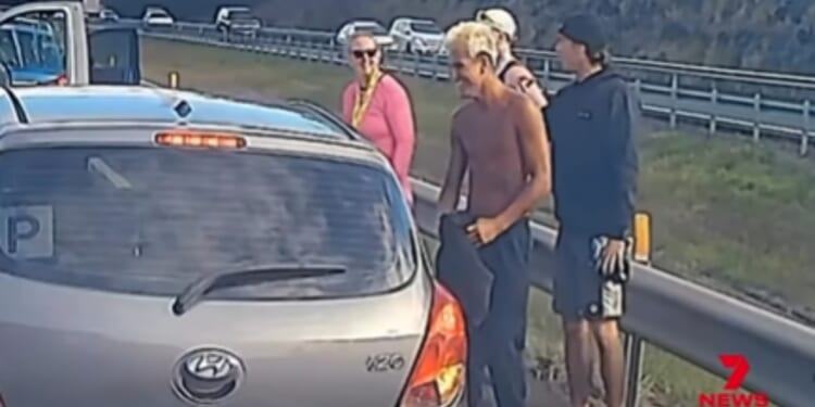 Ryan McDonald defended two women who appeared to be victimized in a road rage incident in Queensland, Australia.