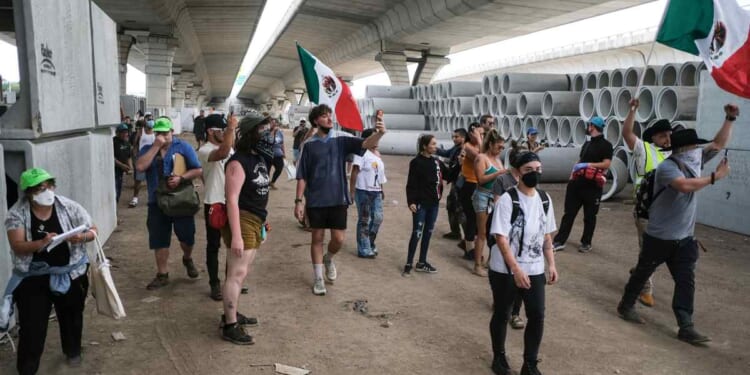 DHS Corrects the Record on Shot Illegal Alien in Texas – PJ Media