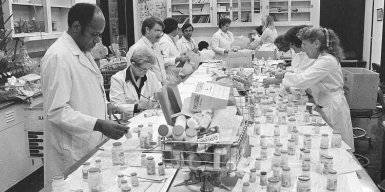 Are We Finally Close to Finding Out Who Was Behind the 1982 Tylenol Murders? – PJ Media