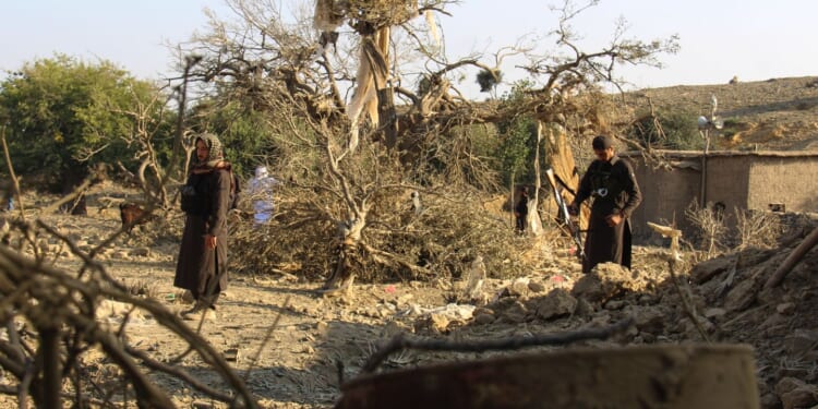 Afghanistan says 28 fighters killed, 32 captured after crossing from Pakistan