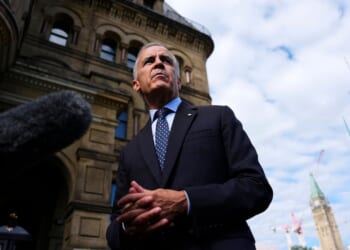 Anti-Trump platform will lead to economic ruin, president warns Canada's Mark Carney