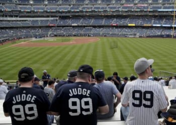 At 9:11 PM on Friday, 9/11, a Man Ran Onto the Field at Yankee Stadium Waving a Palestinian Flag – PJ Media