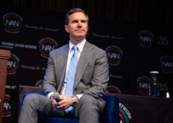 Beshear's book tour doubles as 2028 dry run, betting a red-state Democrat can win middle America
