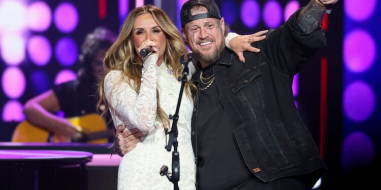 Blue Lives Matter drops Jelly Roll from Mar-a-Lago police gala