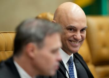 Brazilian justice who imprisoned Bolsonaro now under fire for alleged links to disgraced banker