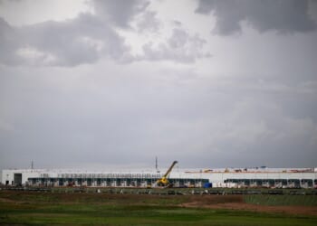 Data center fight explodes onto airwaves ahead of midterms