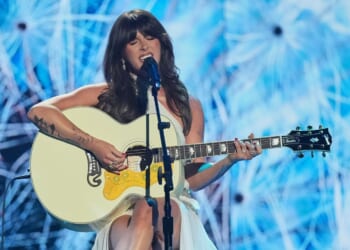 Ella Langley's 'Choosin' Texas' ties all-time record for weeks at No. 1 on Hot 100