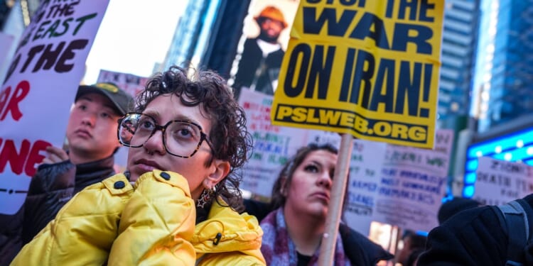 Iran war rattles the economy, shakes up U.S. Senate races