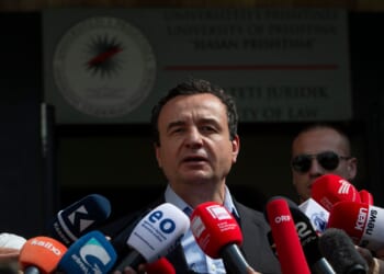 Kosovo gets new government but political impasse persists