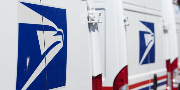 Mailman tossed 300 mail-in ballots: Feds