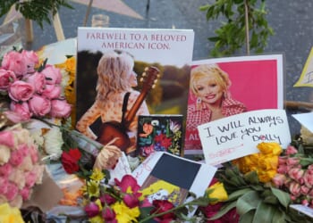 Olive Branch, Mississippi mayor declines to lower flags for Dolly Parton