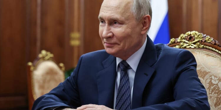 Putin's presence at G20 meeting up in the air, as U.S. pushes for meeting with Trump