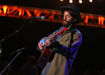 Ray LaMontagne collapses onstage in Nashville, treated for dehydration