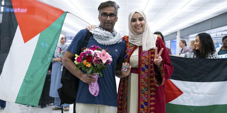 Trump asks Supreme Court to allow DHS detention of pro-Palestinian scholar