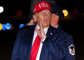Trump hosting more than 100 hunters at White House dinner