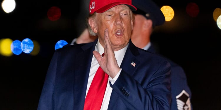 Trump hosting more than 100 hunters at White House dinner