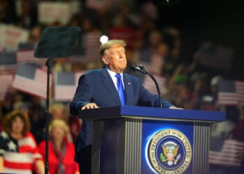 Trump offers $5,000 payout to every American if Republicans win House and Senate in November