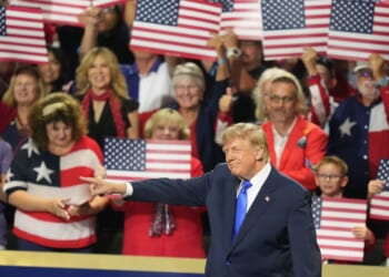 Trump reiterates pledge to campaign for 35 Republicans in swing districts