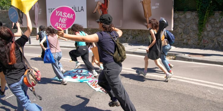 Turkish authorities launch crackdown on LGBTQ+ and HIV support groups