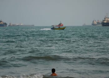U.S. military hits 3 Iranian oil tankers after saying Navy warships were targeted with missiles