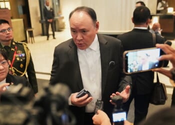 War of words between China and Philippines over South China Sea claims