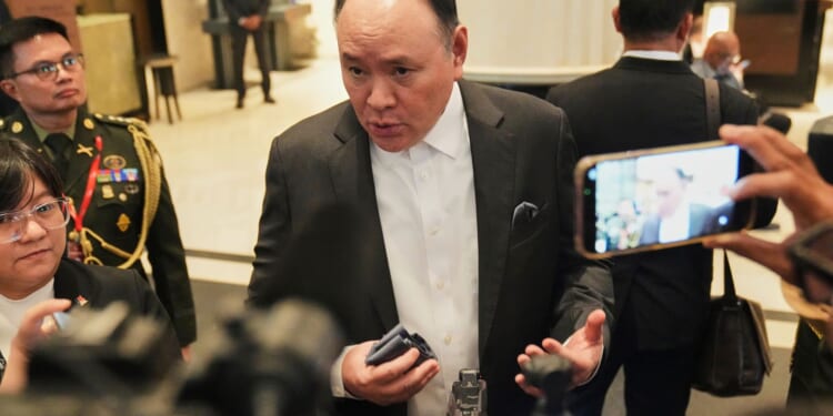 War of words between China and Philippines over South China Sea claims