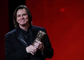 Jim Carrey marries girlfriend Min Ah in private Los Angeles ceremony
